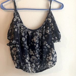 Hollister Daisy Crop Top